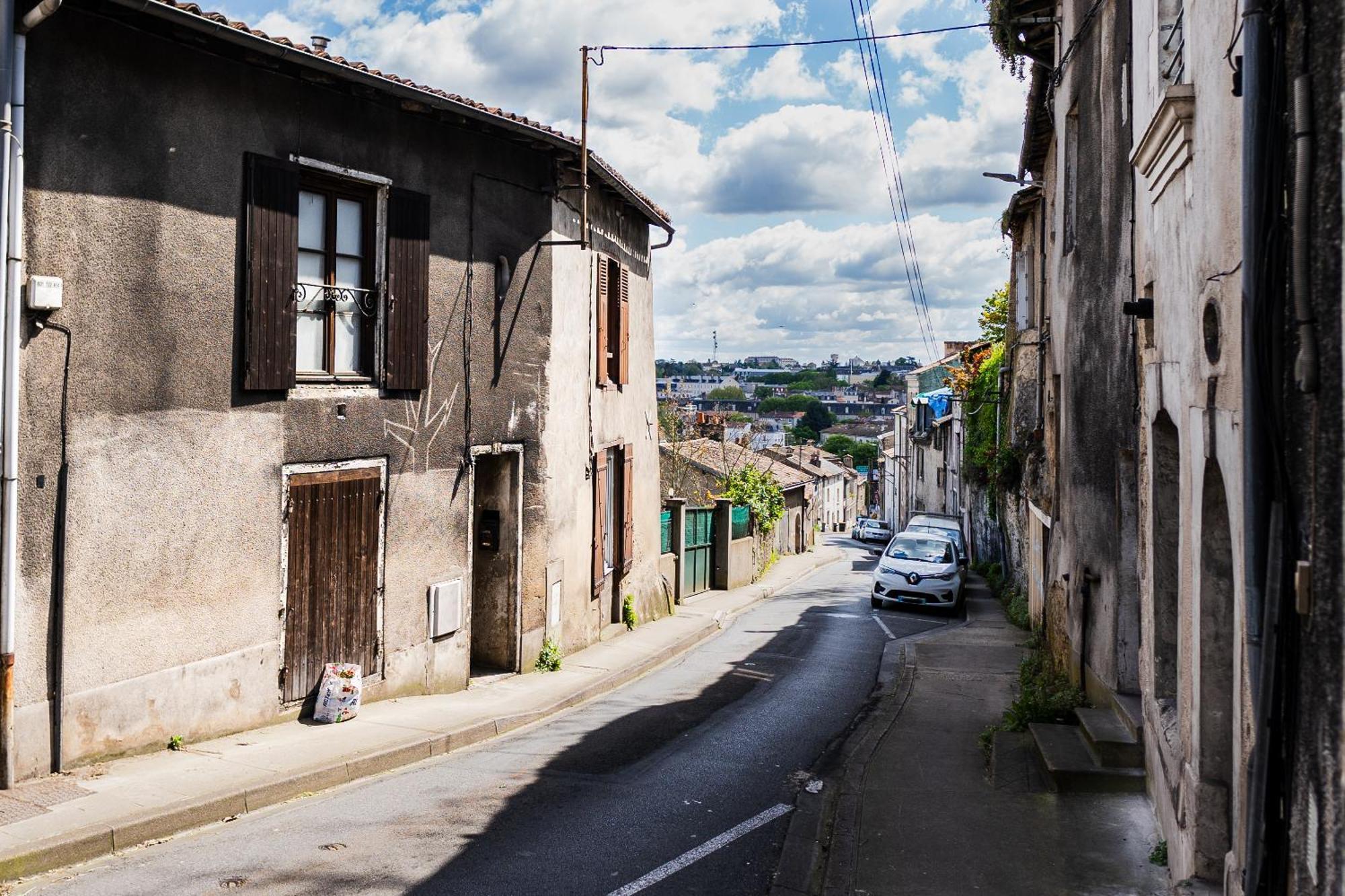 Ferienwohnung Le Charmant Accueil Viennois/T2/Wifi/Cosy/Parking Poitiers Exterior foto